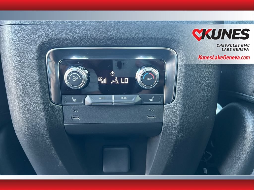 New 2026 GMC Yukon AT4 w/ AT4 Premium Package AWD/4WD image 32