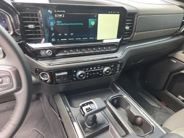 Used 2024 Chevrolet Silverado 1500 ZR2 w/ Technology Package AWD/4WD image 11