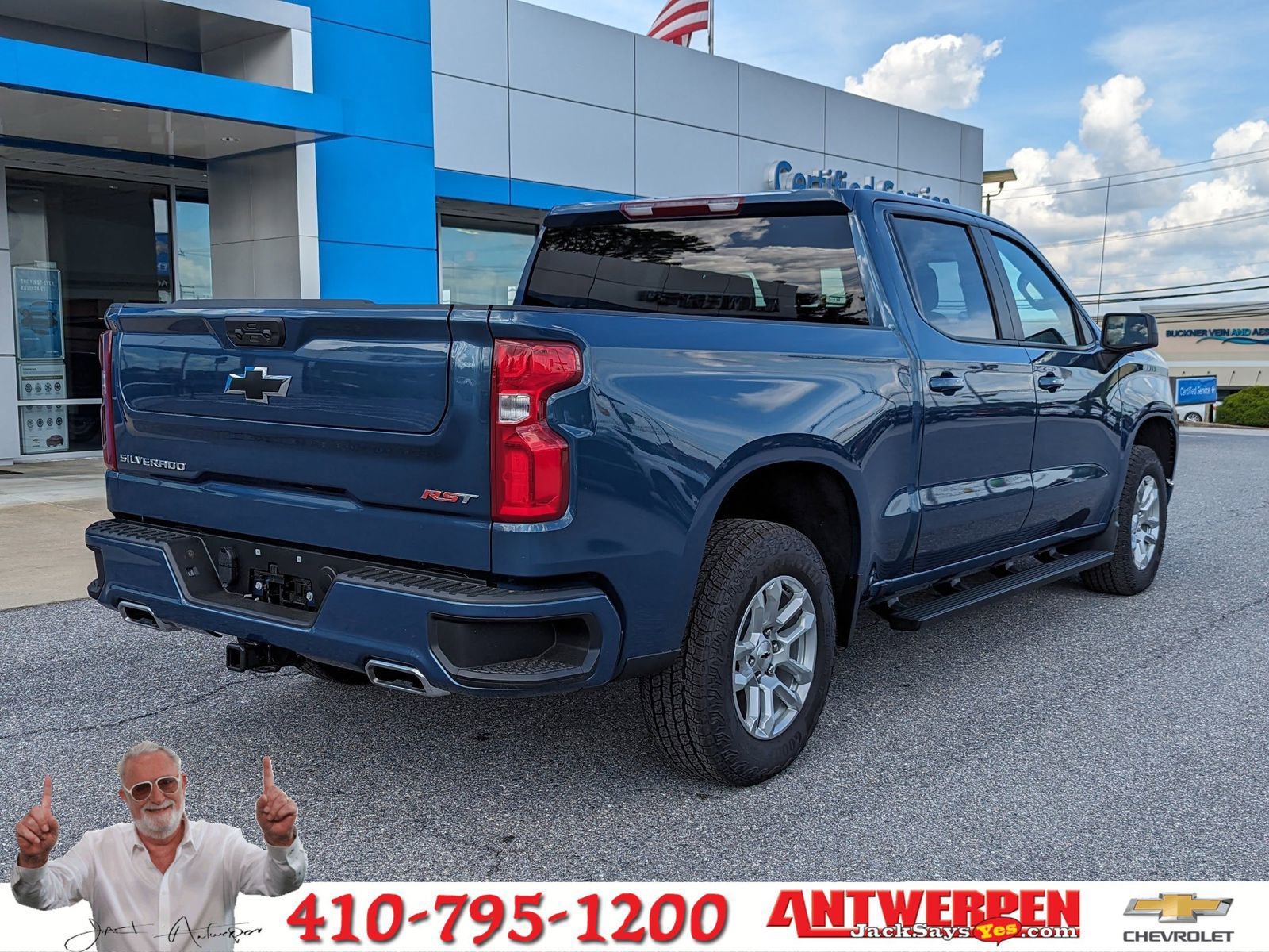 Certified 2024 Chevrolet Silverado 1500 RST w/ Z71 Off-Road Package image 2