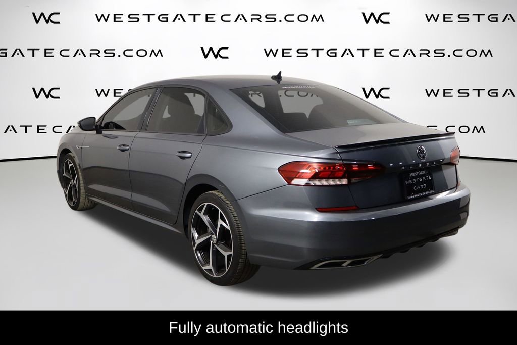 Used 2020 Volkswagen Passat 2.0T R-Line image 10