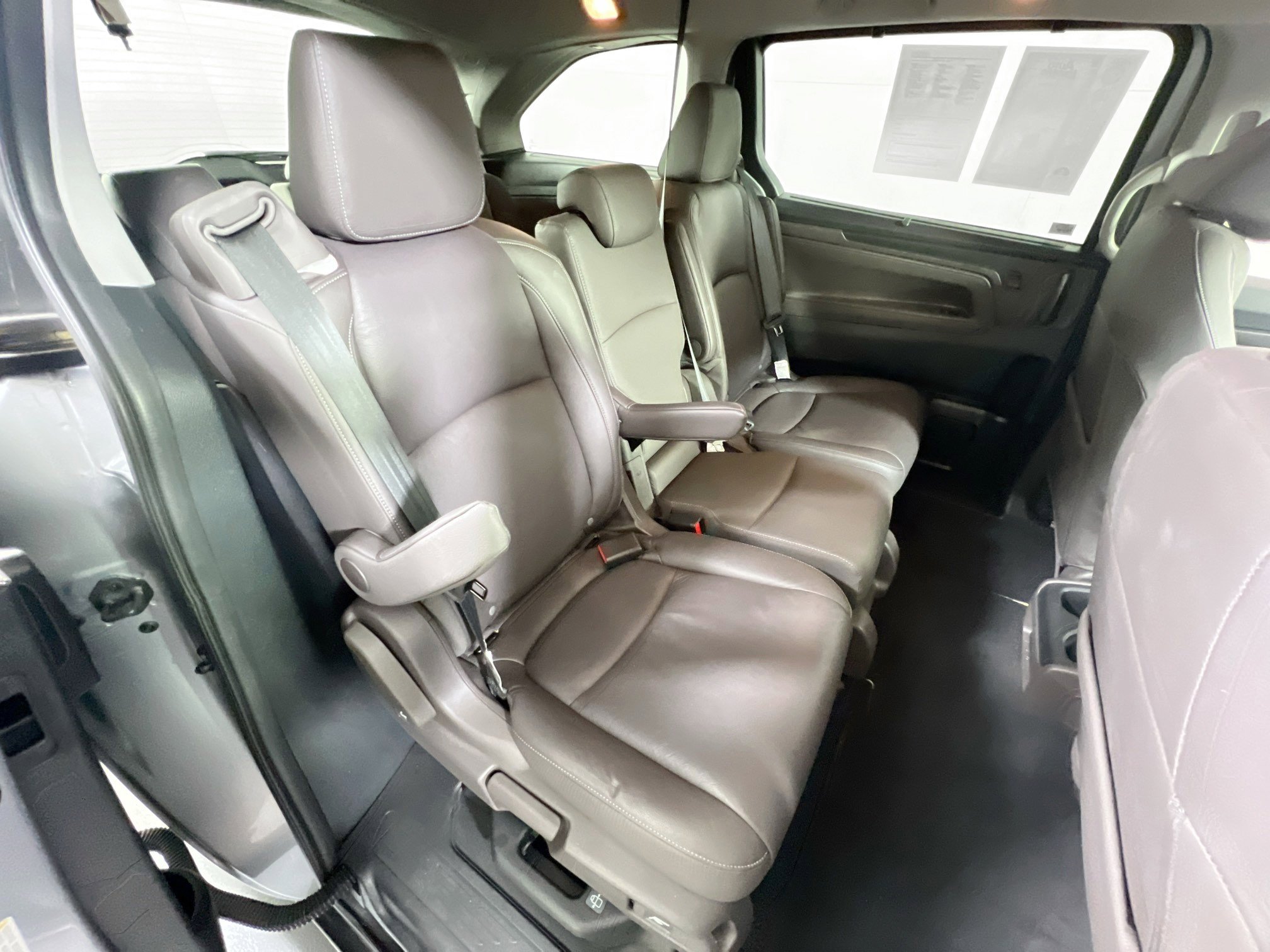 Used 2023 Honda Odyssey EX-L image 28