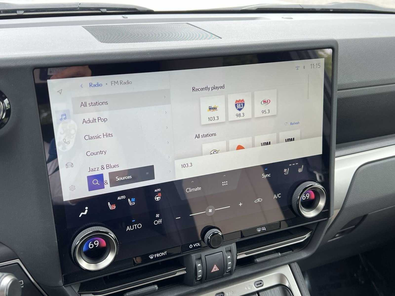 Used 2024 Lexus GX 550 AWD/4WD image 15