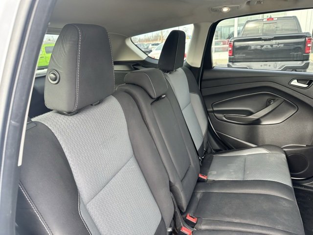 Used 2018 Ford Escape SE image 16