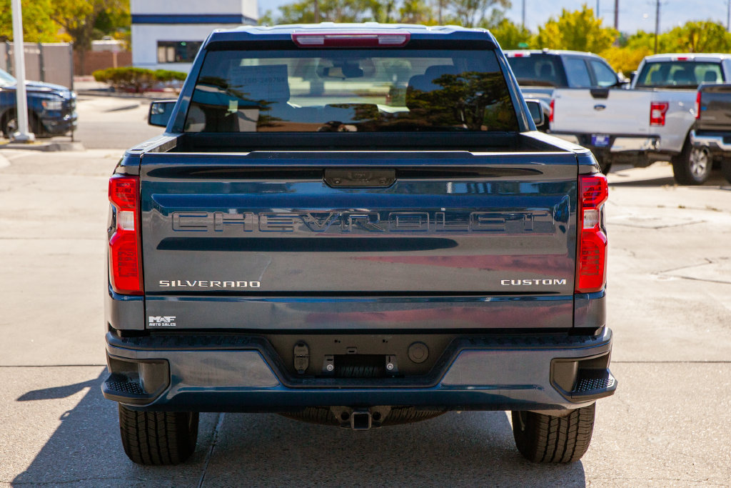 Used 2022 Chevrolet Silverado 1500 Custom AWD/4WD image 6