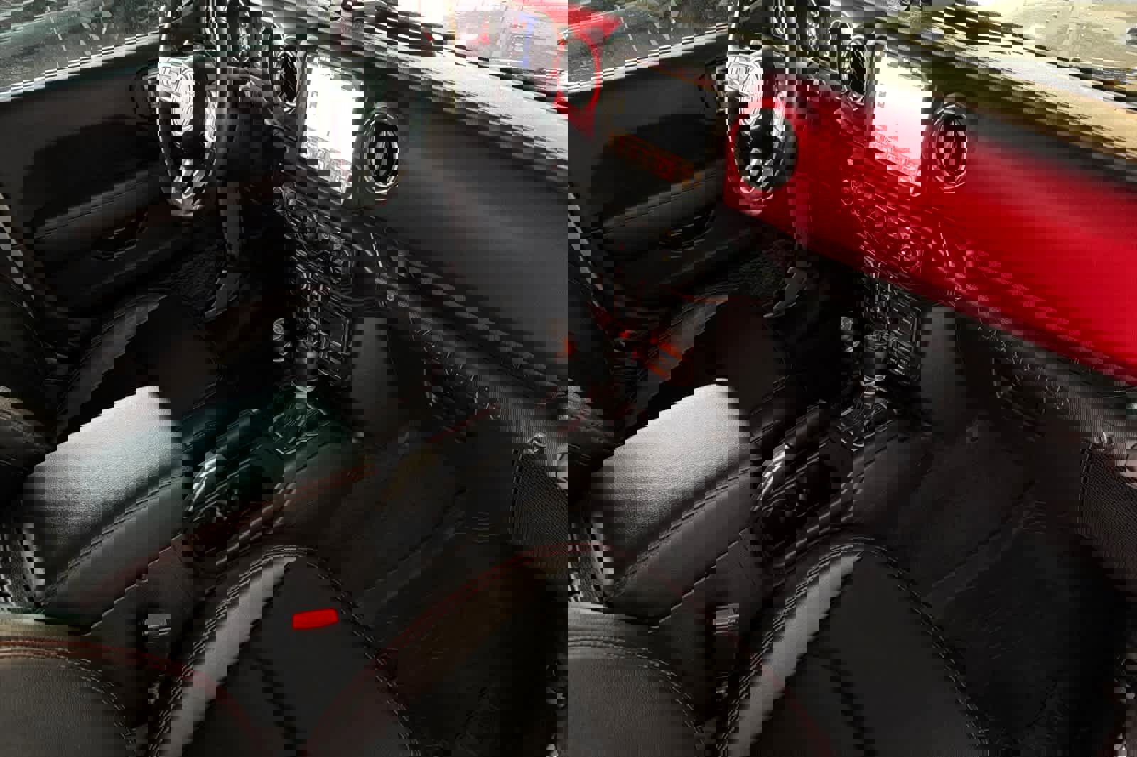 Used 2021 Jeep Wrangler Unlimited Rubicon image 18