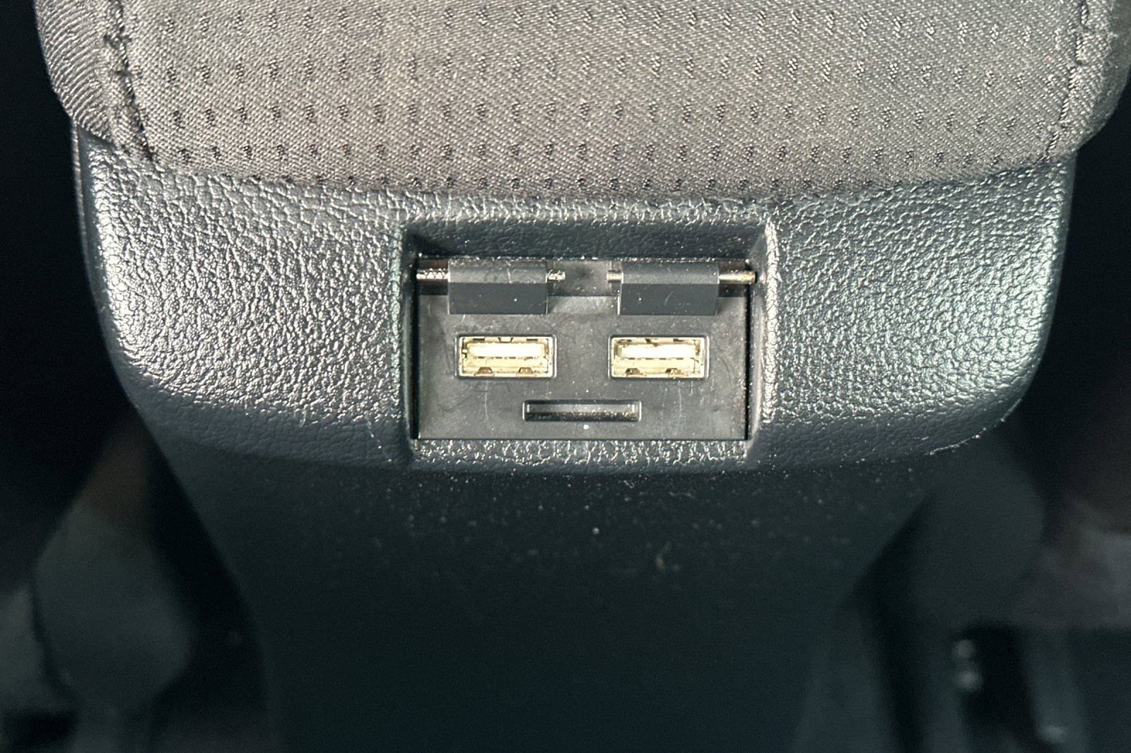 Certified 2022 Toyota Prius LE image 44