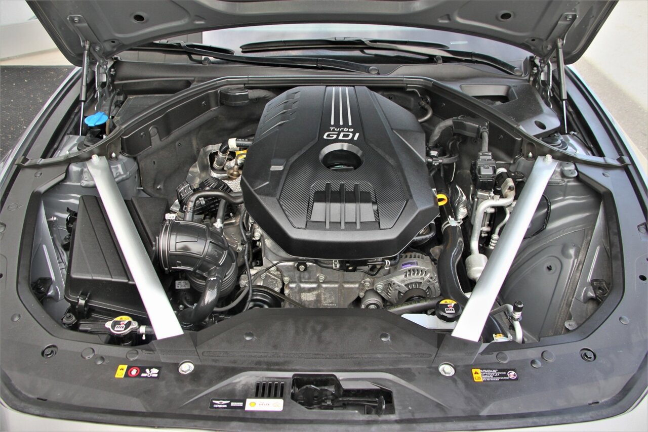 Used 2022 Genesis G70 2.0T RWD image 40