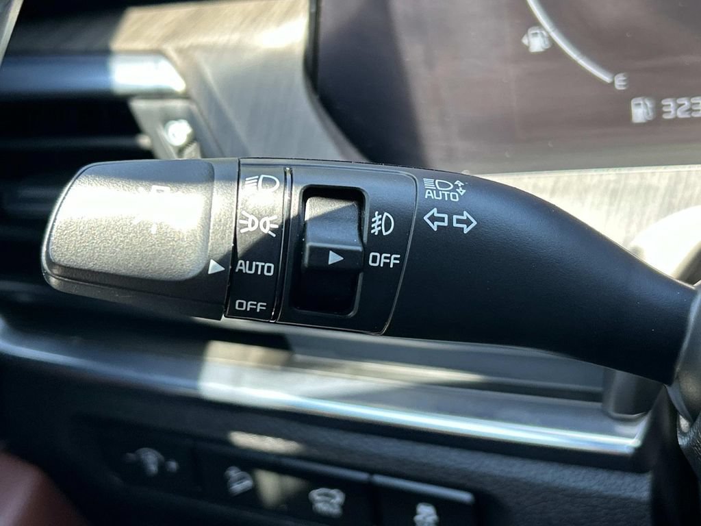 Used 2023 Kia Telluride SX Prestige AWD/4WD image 40