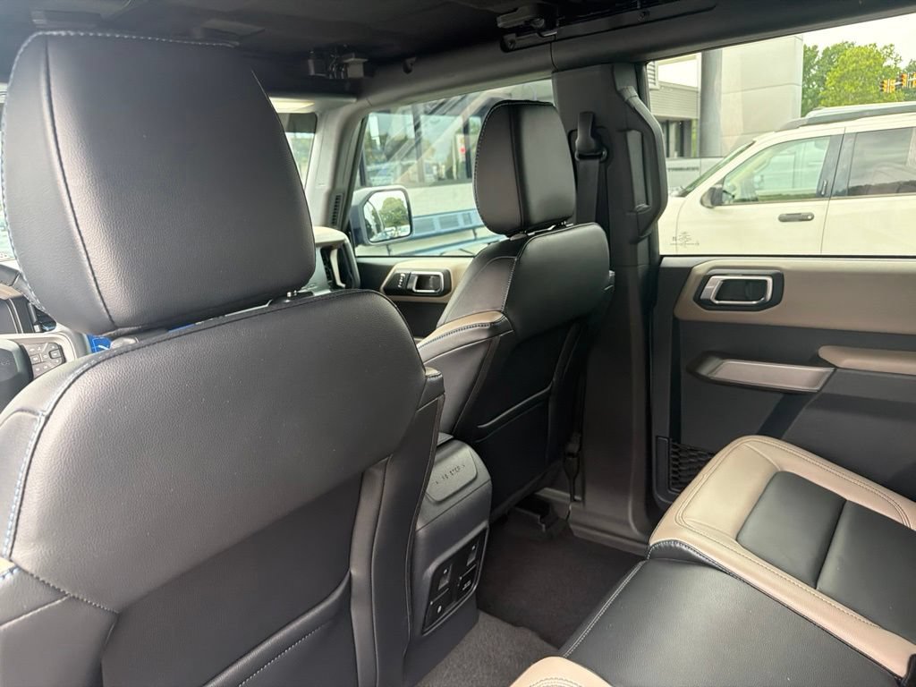 Used 2023 Ford Bronco Wildtrak AWD/4WD image 31