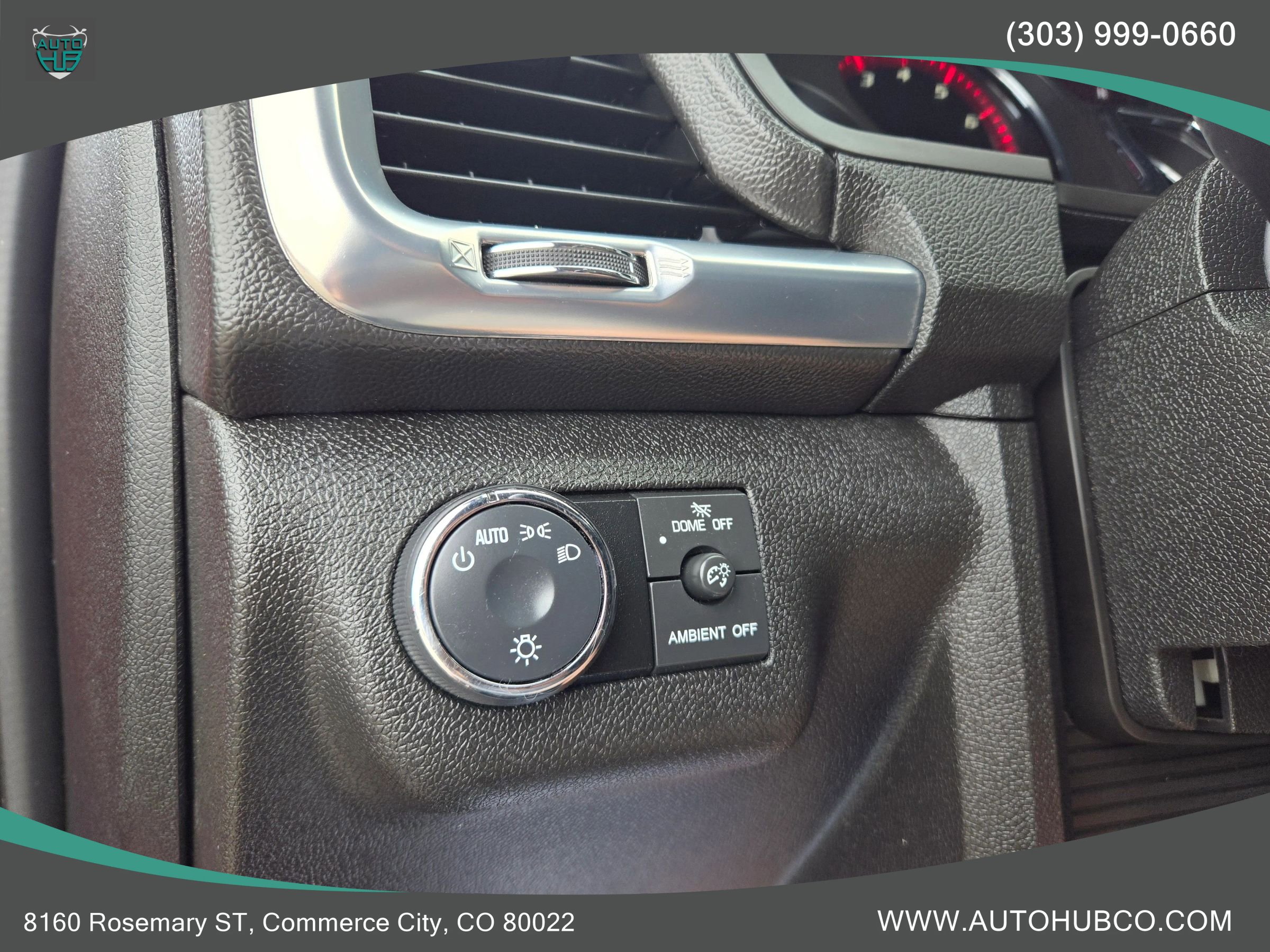 Used 2013 GMC Acadia SLE image 22