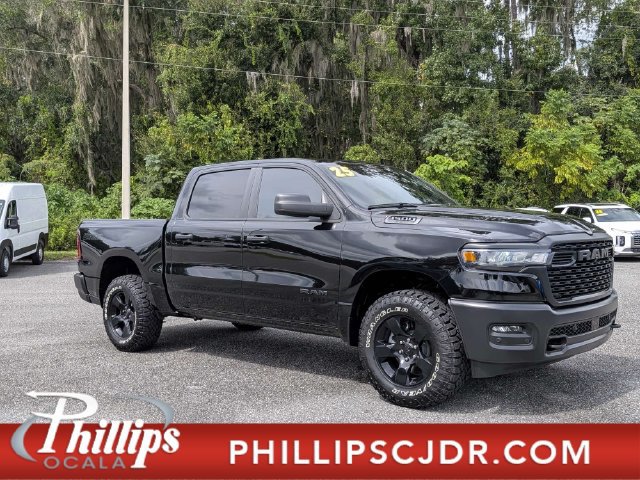 Certified 2025 RAM 1500 Warlock AWD/4WD image 1