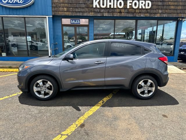 Used 2017 Honda HR-V LX image 2