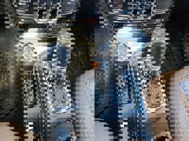 Used 2021 Jeep Wrangler Unlimited Sahara w/ Dual Top Group image 16