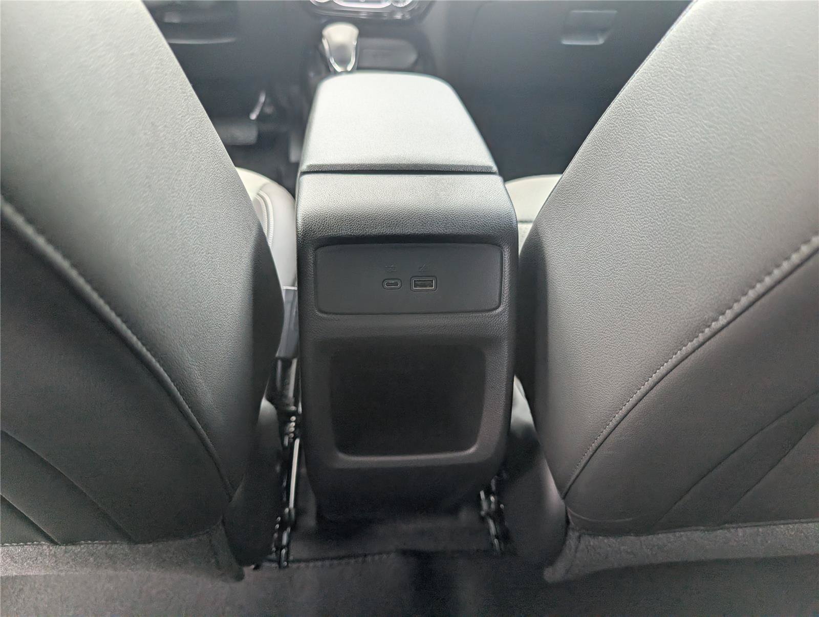 New 2026 Chevrolet Trax LT w/ LT Convenience Package FWD image 14