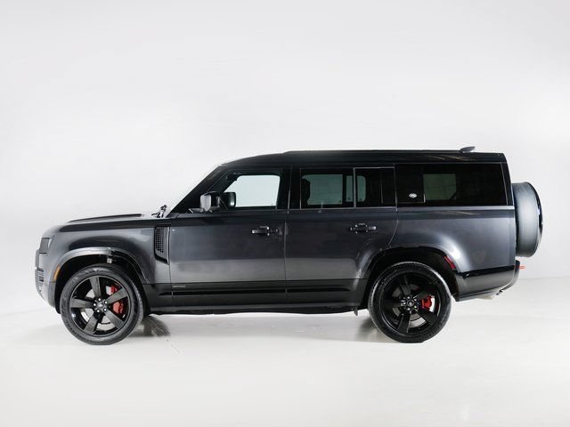 Used 2024 Land Rover Defender 130 X AWD/4WD image 6