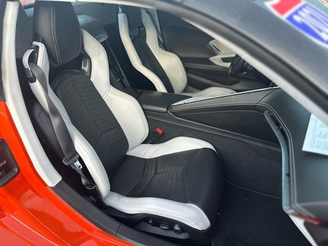 Used 2021 Chevrolet Corvette Stingray Premium Conv w/ Z51 Performance Package image 25