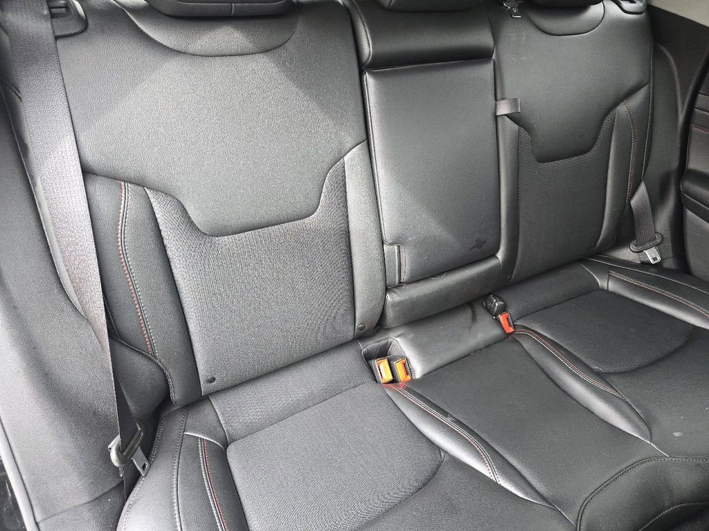 Used 2022 Jeep Compass Trailhawk image 18