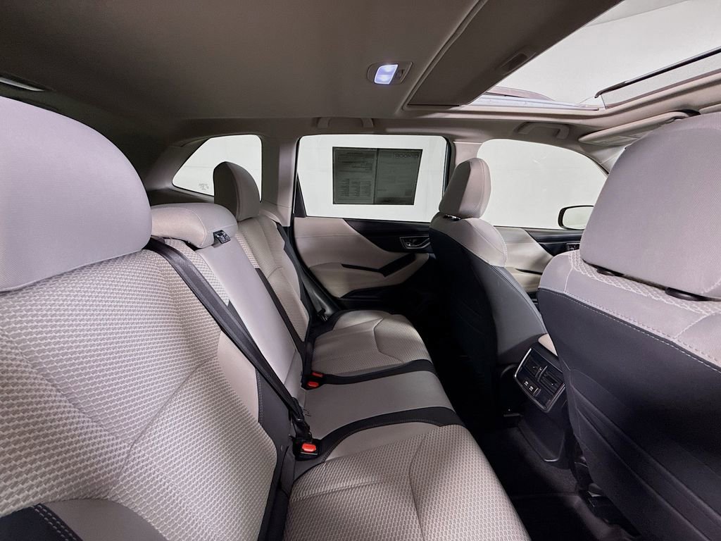 Used 2022 Subaru Forester Premium image 27