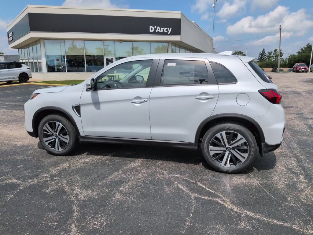 New 2027 Mitsubishi Outlander Sport SE AWD/4WD image 9