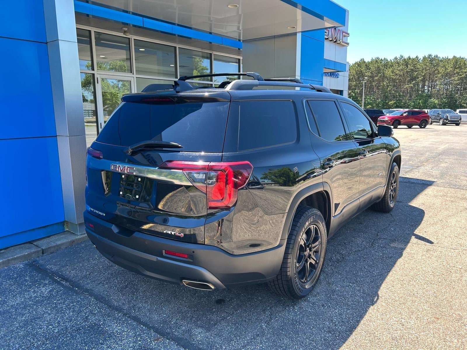 Used 2020 GMC Acadia AT4 w/ GMC Pro Grade Package AWD/4WD image 7