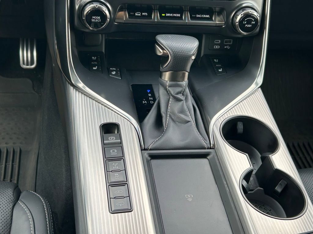 Used 2024 Lexus LX 600 F Sport AWD/4WD image 25
