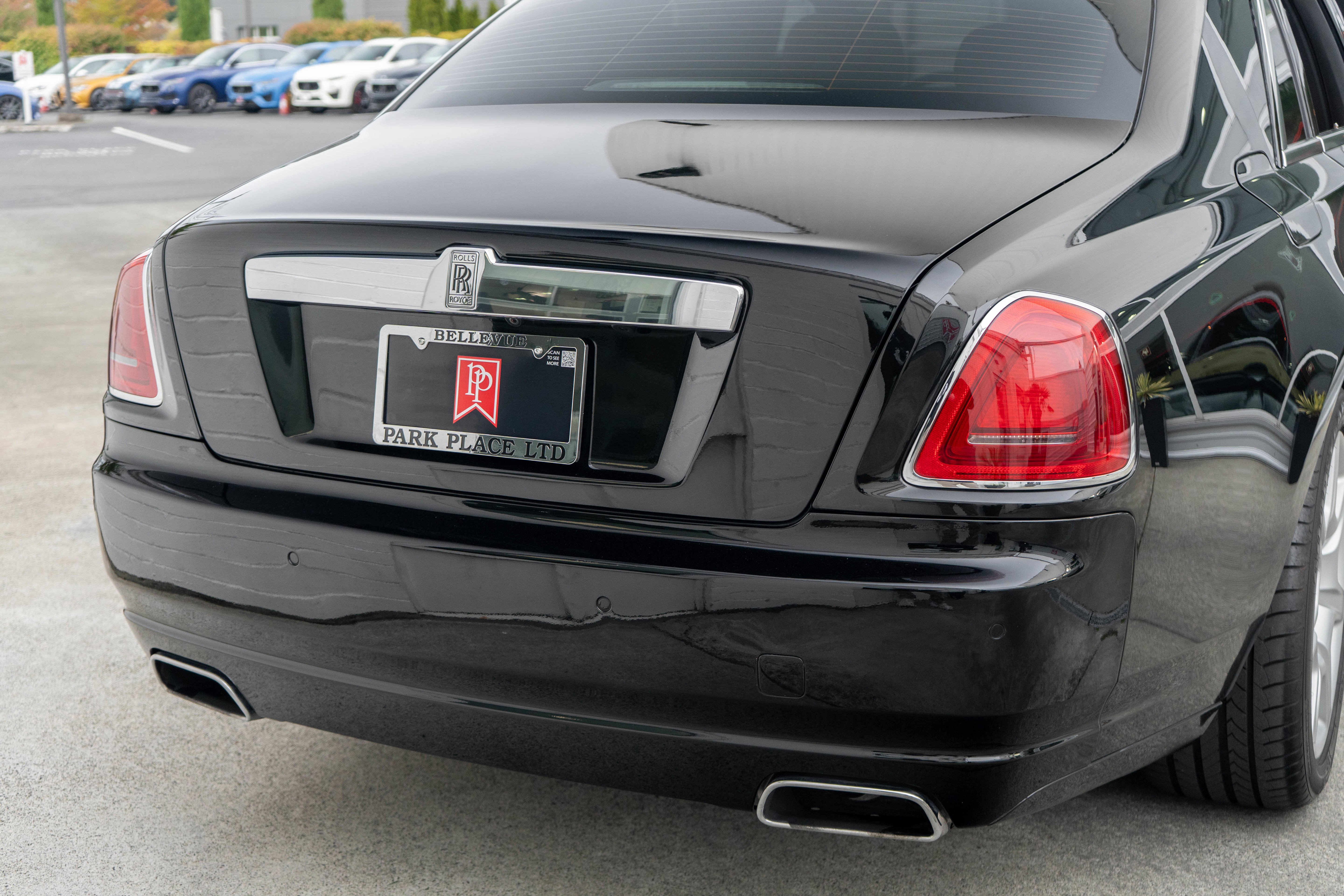 Used 2017 Rolls-Royce Ghost image 7