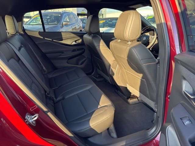 Used 2024 Buick Envista Avenir image 24