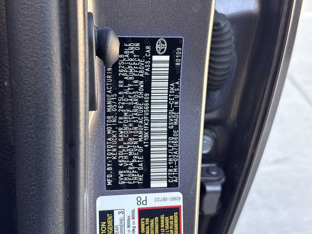 Used 2015 Toyota Camry XSE FWD image 29