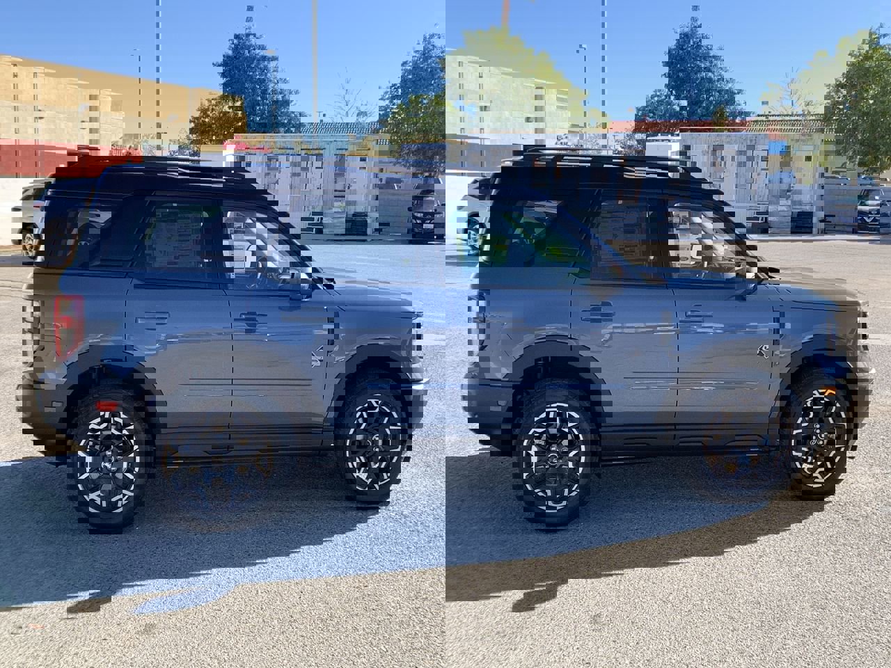 New 2025 Ford Bronco Sport Outer Banks image 9