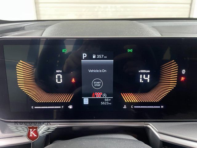 Used 2025 Kia Sorento S image 16