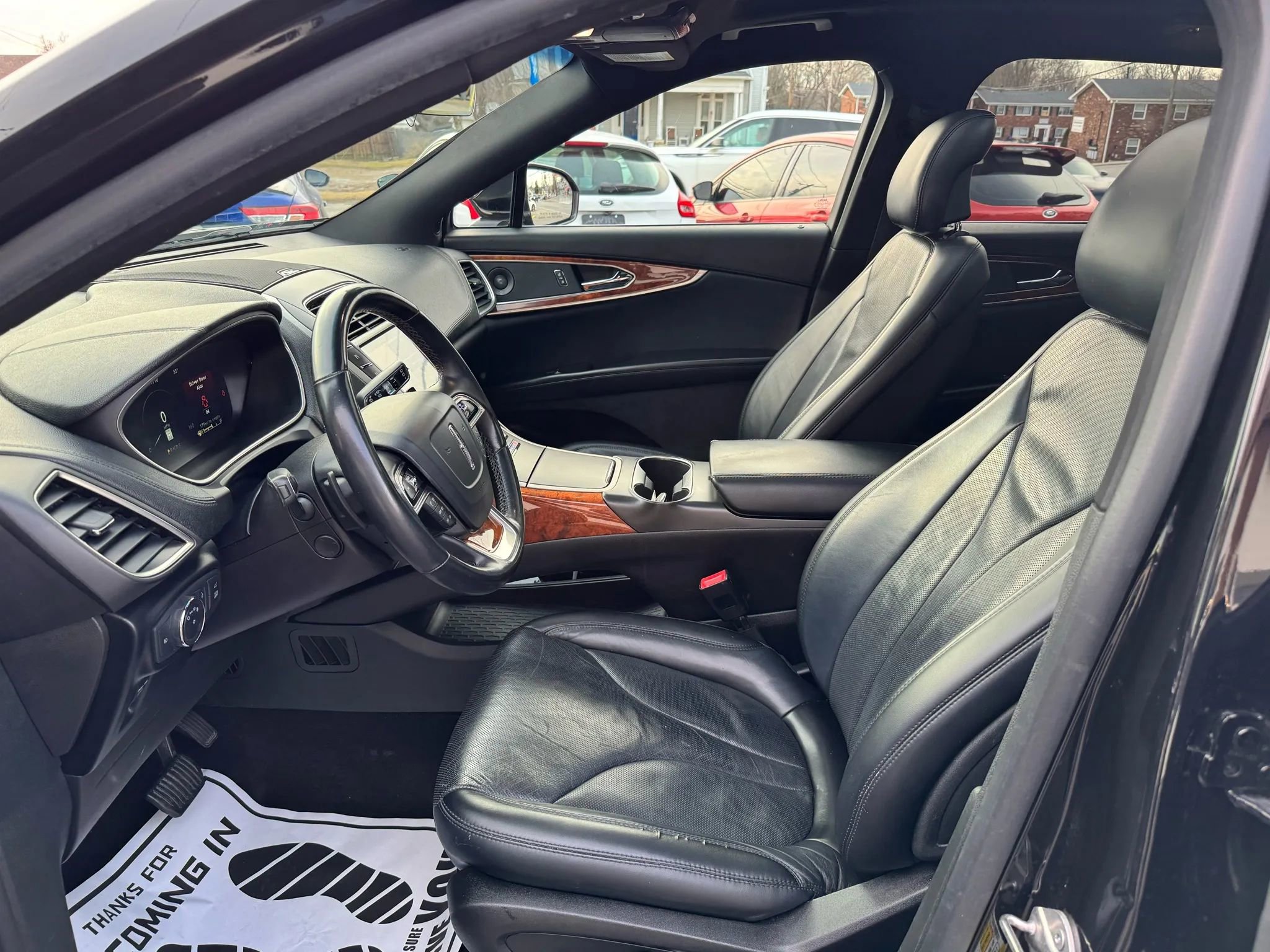 Used 2019 Lincoln Nautilus Reserve image 24