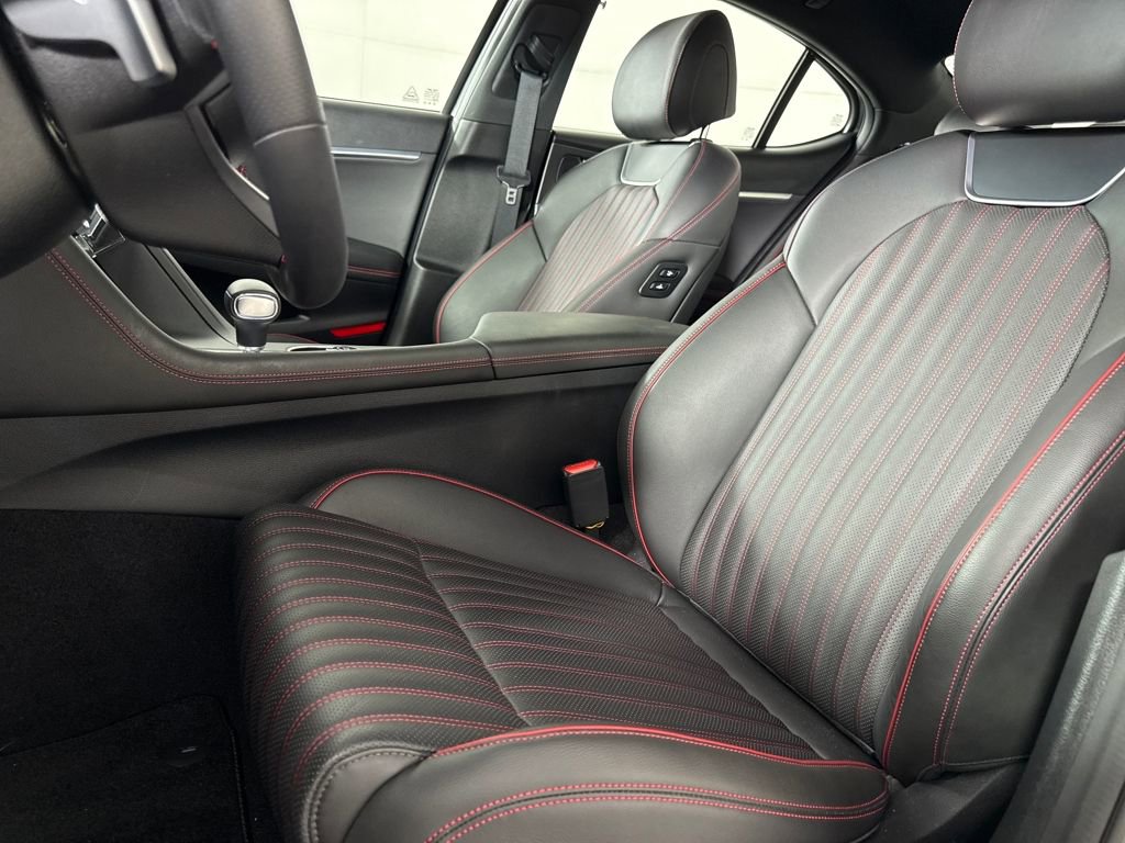 New 2025 Genesis G70 2.5T w/ Sport Prestige Package image 13