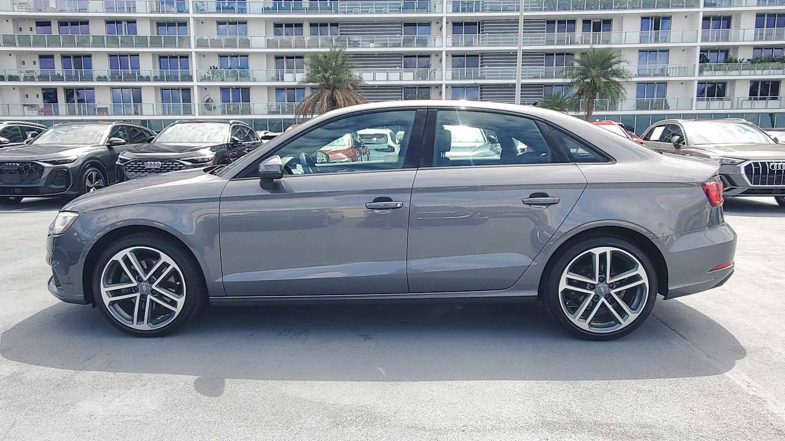 Used 2020 Audi A3 2.0T Premium FWD image 3