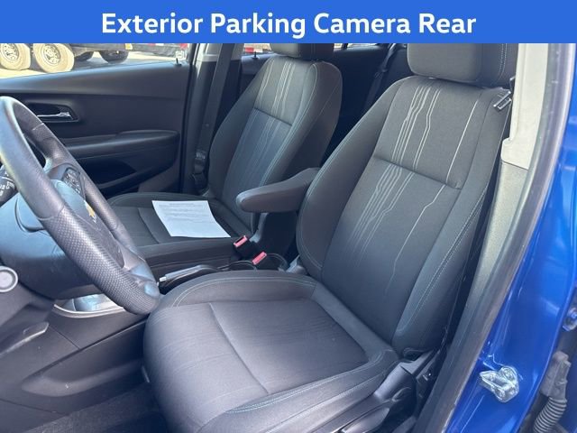 Used 2015 Chevrolet Trax LT w/ LT Sun and Sound Package image 8