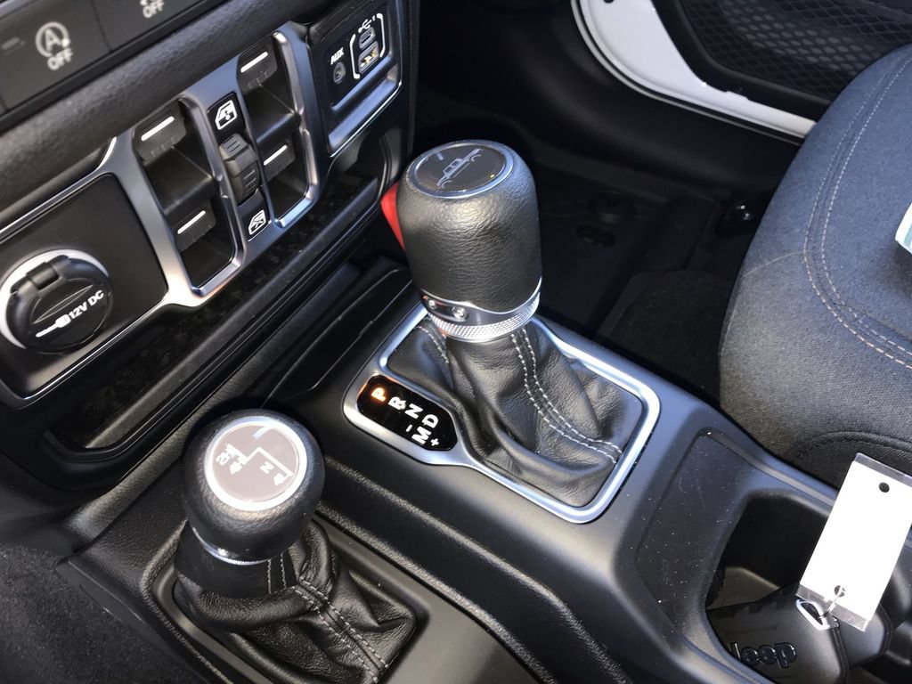 New 2026 Jeep Gladiator Sport AWD/4WD image 19