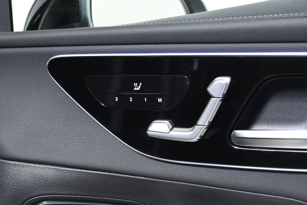 Certified 2026 Mercedes-Benz GLC 300 GLC 300 image 20