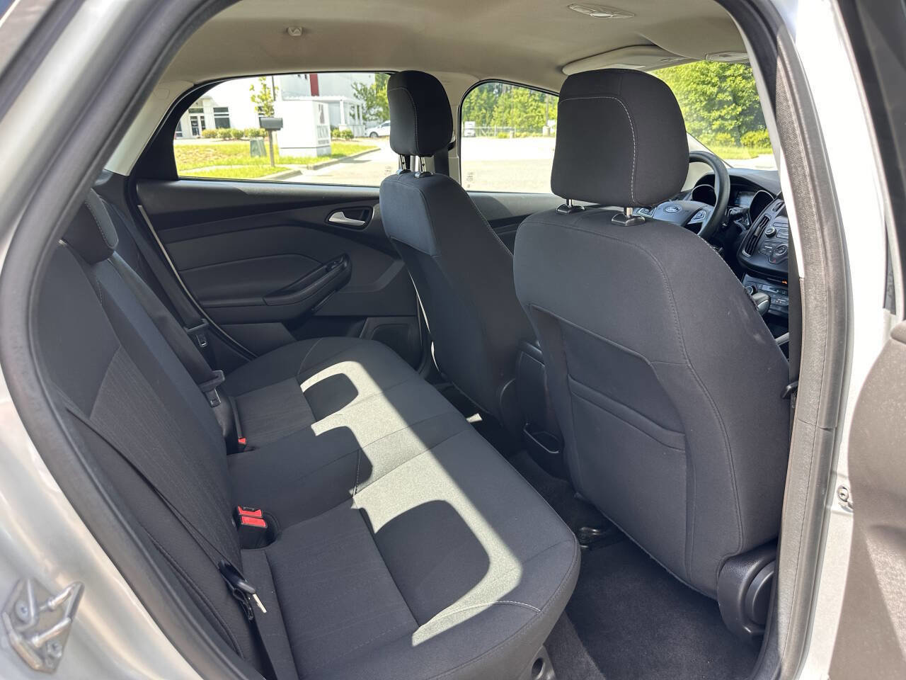 Used 2018 Ford Focus SE image 13