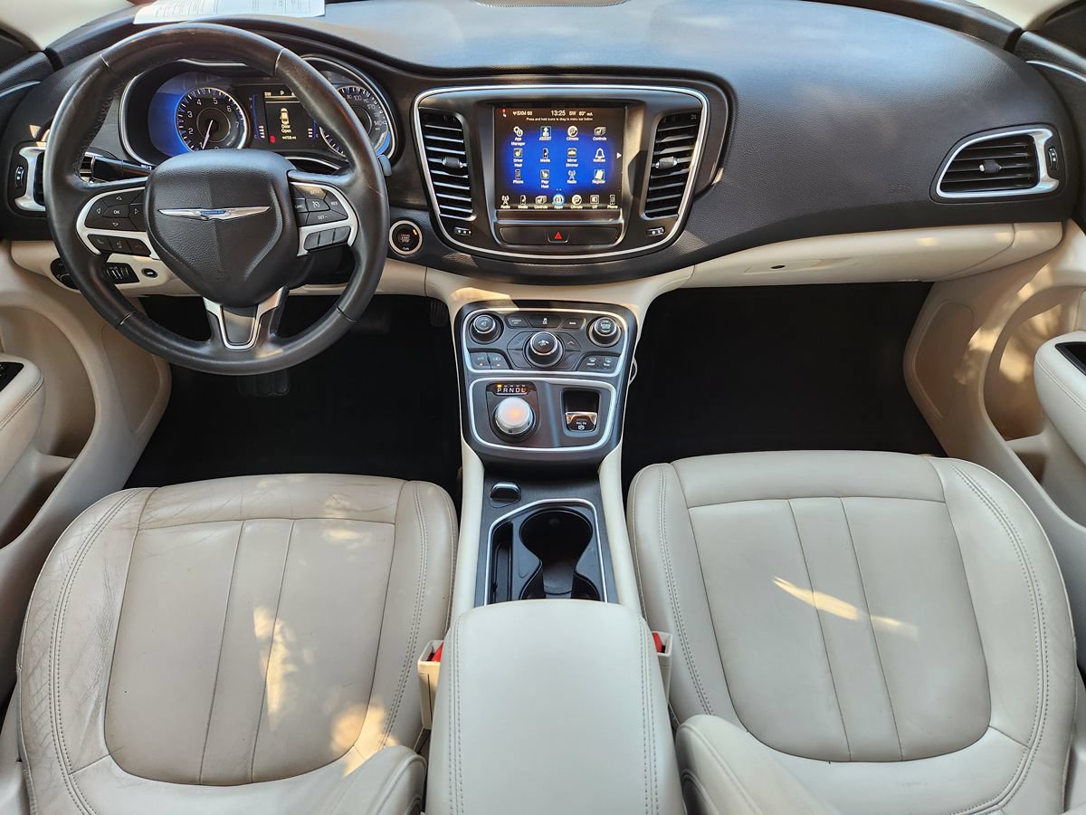 Used 2017 Chrysler 200 Limited Platinum FWD image 44