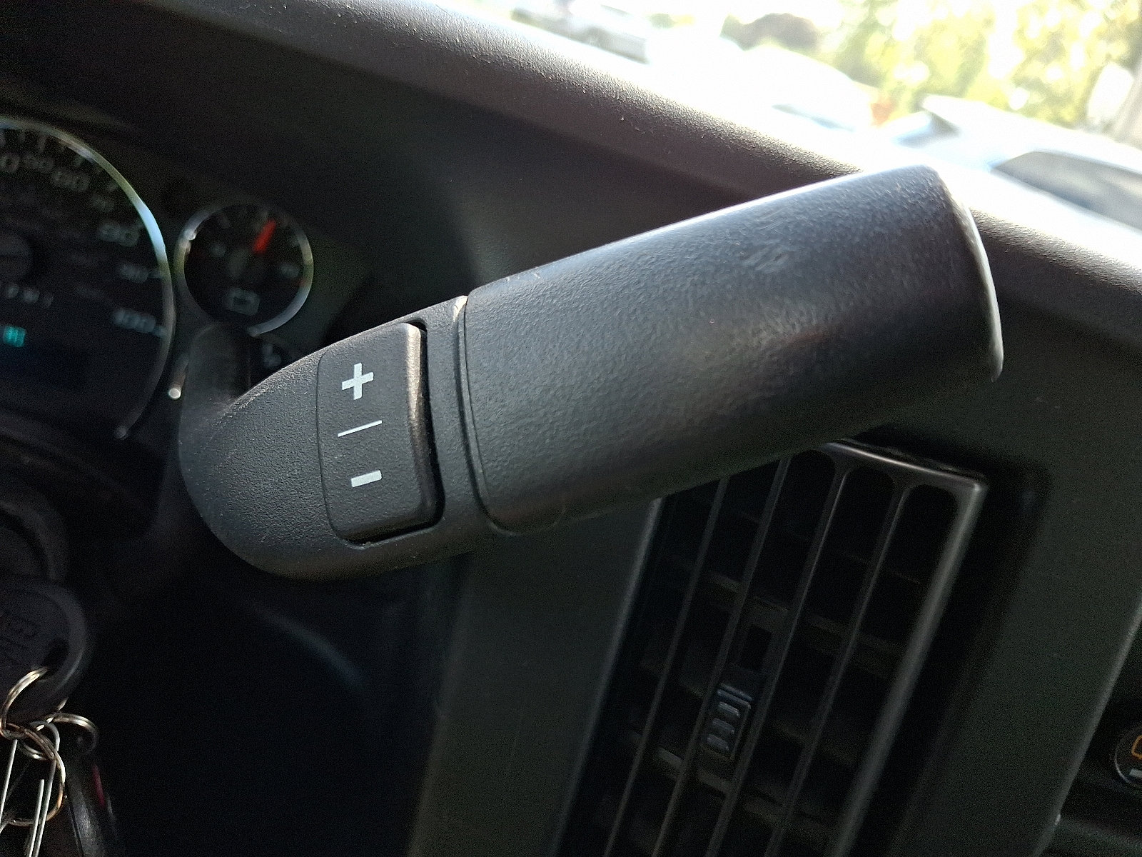 Used 2022 Chevrolet Express 2500 Extended w/ Driver Convenience Package image 15