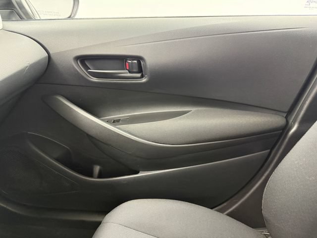 Used 2025 Toyota Corolla LE FWD image 24