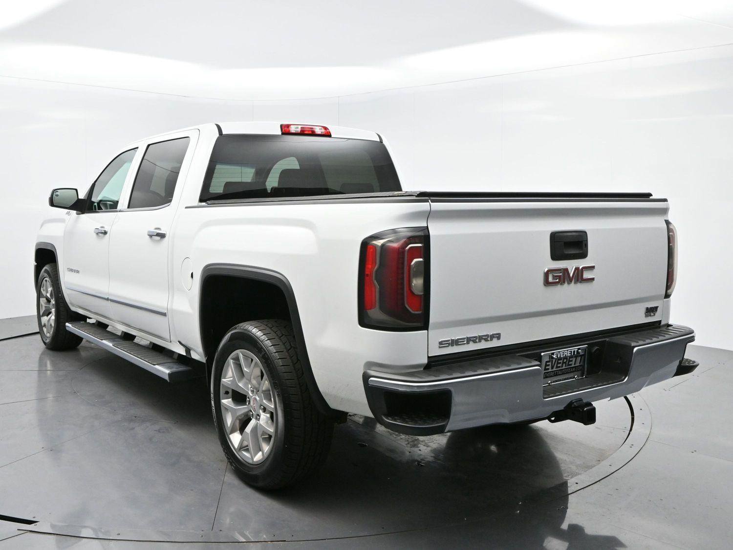 Used 2018 GMC Sierra 1500 SLT w/ SLT Premium Package image 5