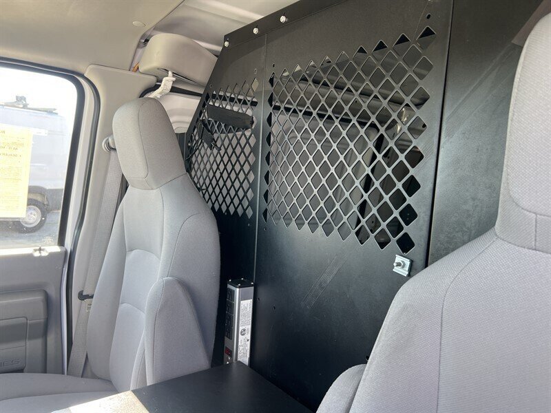 Used 2013 Ford E-150 and Econoline 150 RWD image 24