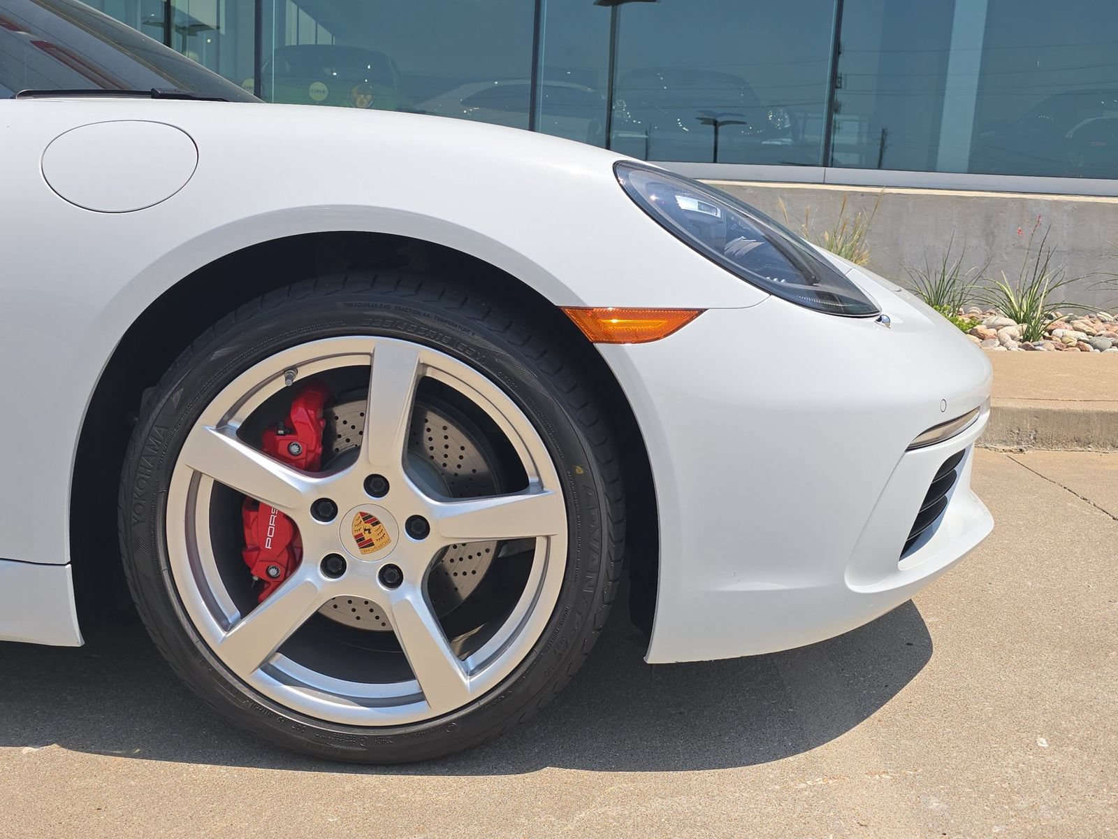 Certified 2023 Porsche 718 Cayman S RWD image 11