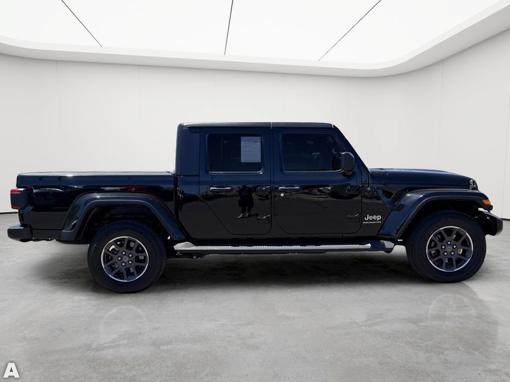 Used 2023 Jeep Gladiator Overland w/ LED Lighting Group AWD/4WD image 7