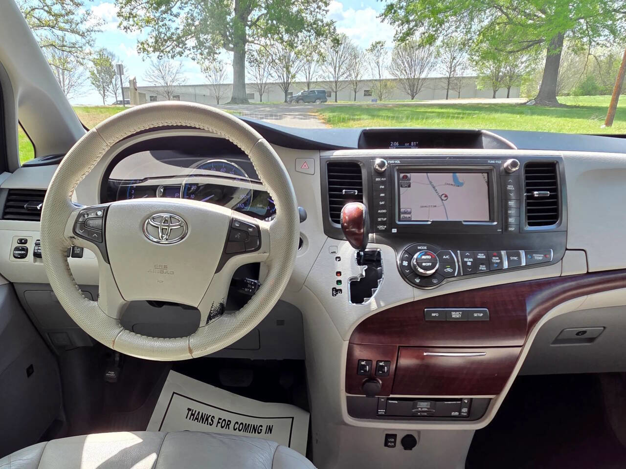 Used 2013 Toyota Sienna XLE image 36