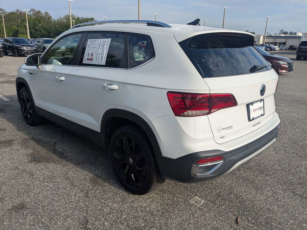 Used 2024 Volkswagen Taos SE FWD image 6