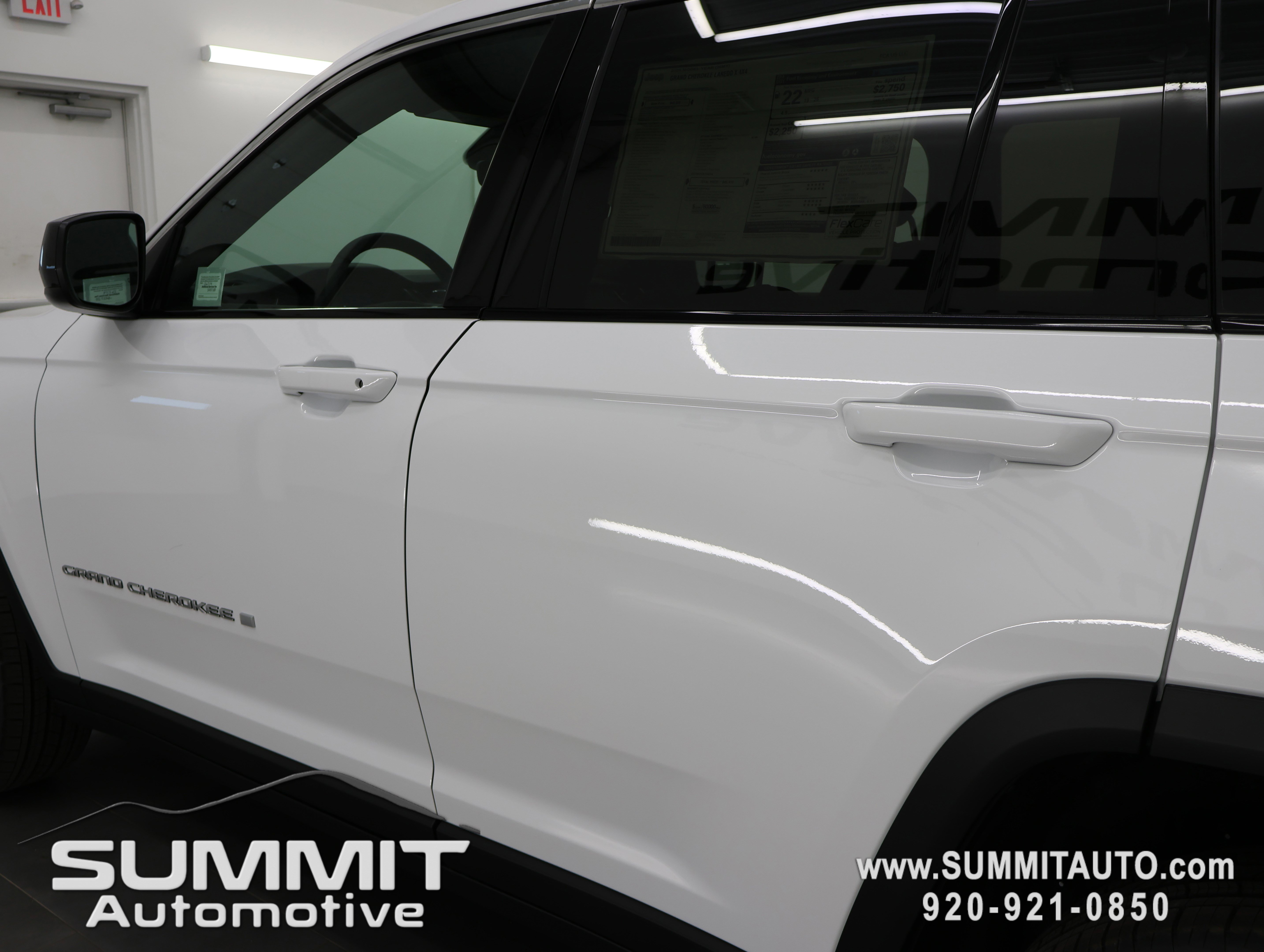 New 2026 Jeep Grand Cherokee Laredo X AWD/4WD image 34