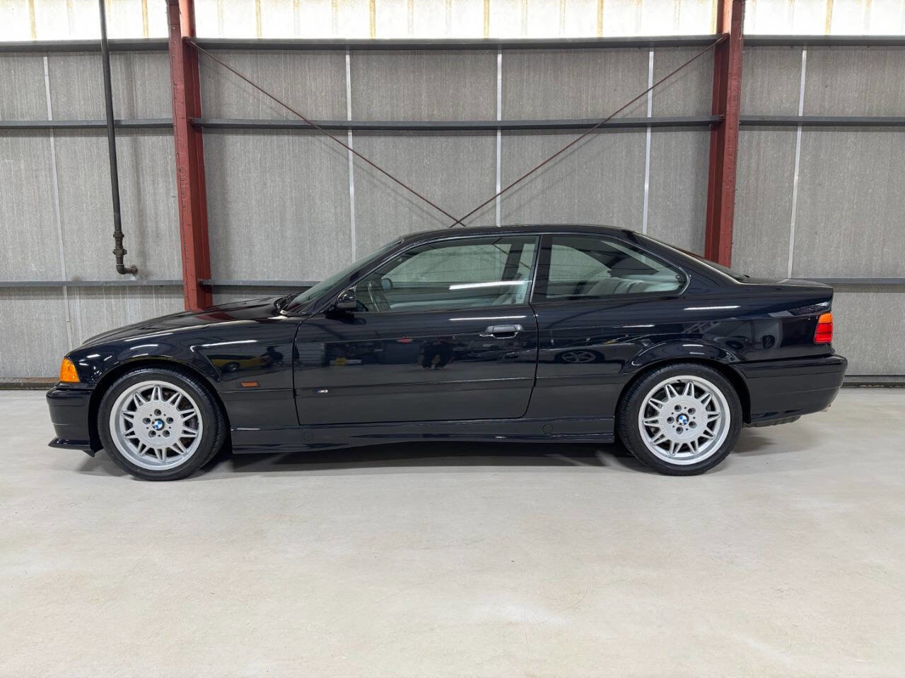 Used 1995 BMW M3 Coupe image 7
