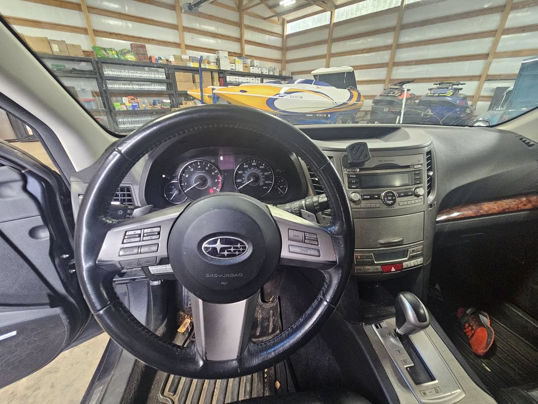 Used 2010 Subaru Outback 2.5i Limited w/ Protection Package 1A AWD/4WD image 14