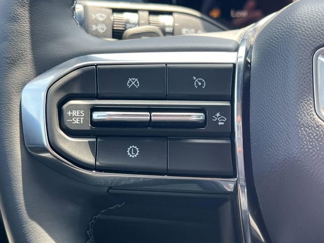 New 2025 GMC Acadia Elevation image 13